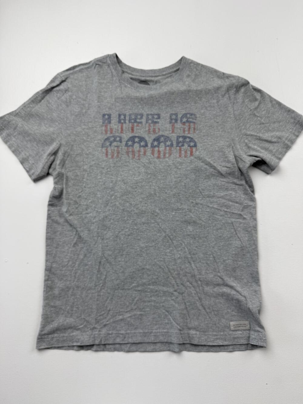 Life Is Good Shirt Mens Medium Gray USA Flag Patriotic Graphic Tee Tagless